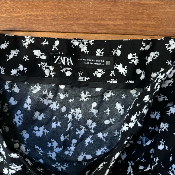 Zara skort with tie - Picture 3 of 3